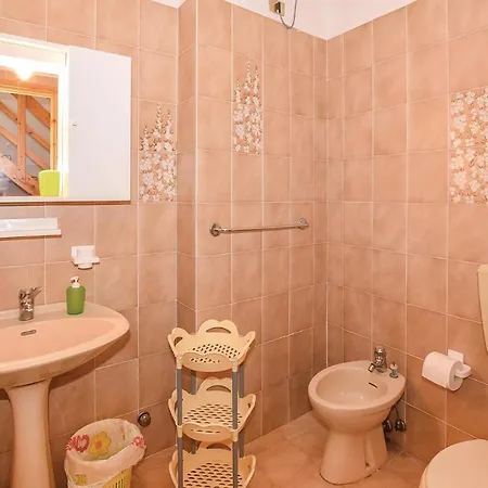 Holiday home Patrizia *